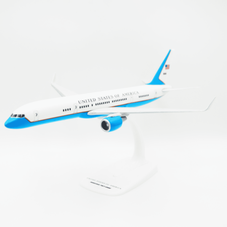 Boeing B757-200 USAF 1:200 PPC