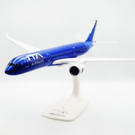 Airbus A350-900 ITA 1:200 Herpa