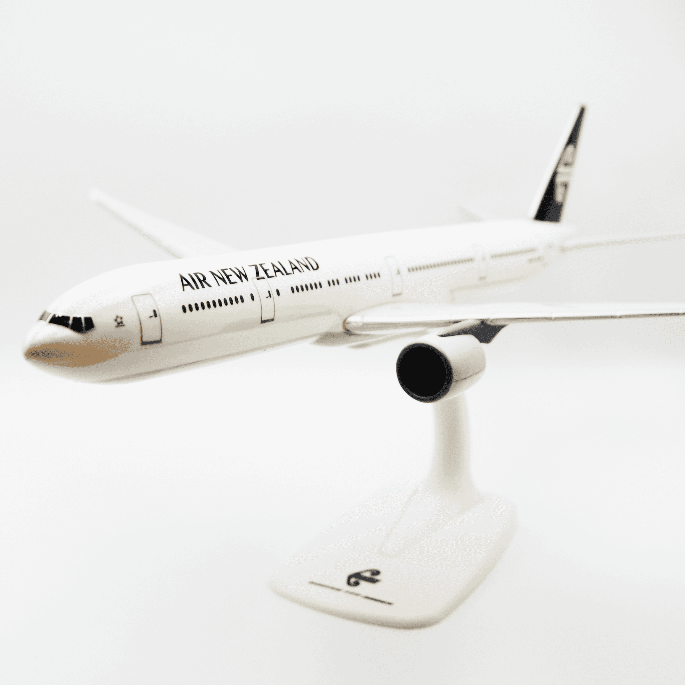 Boeing B777-300ER Air New Zealand 1:200 PPC