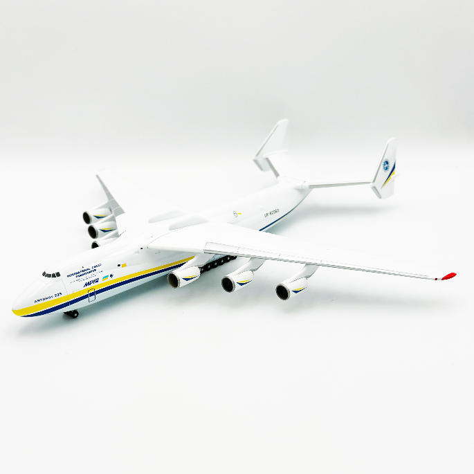 Antonov AN-225 Mriya 1:400 Herpa