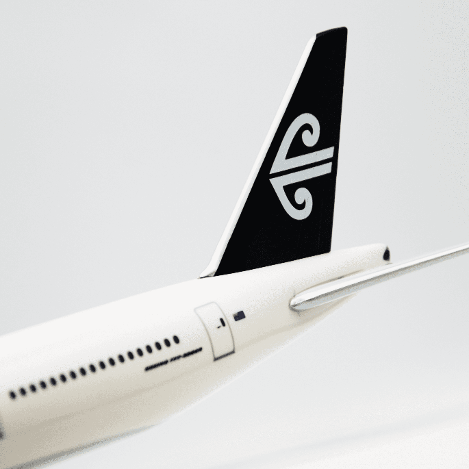 Boeing B777-300ER Air New Zealand 1:200 PPC