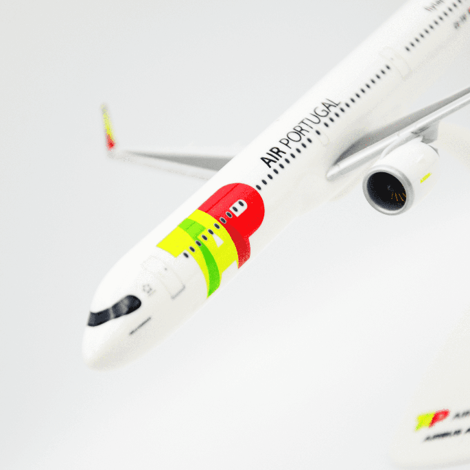 Airbus A321LR TAP 1:200 Herpa