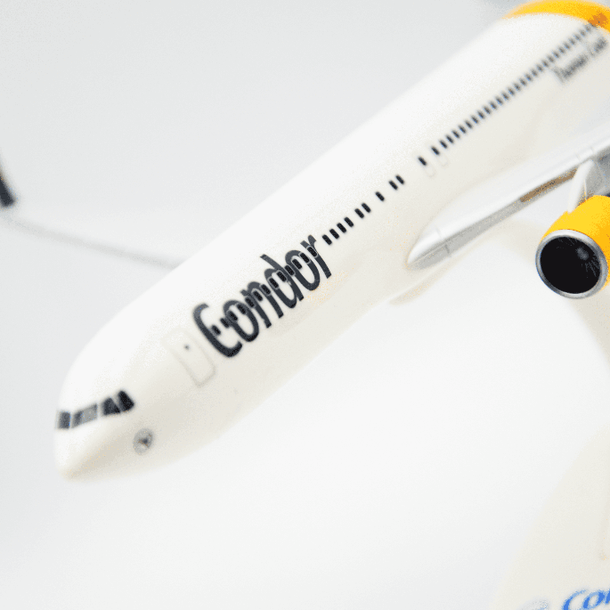 Boeing B767-300ER Condor 1:200 PPC