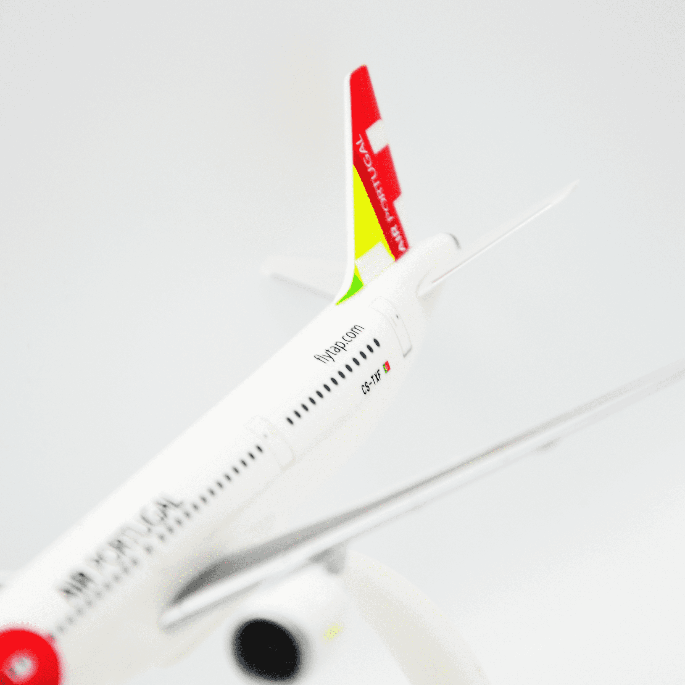 Airbus A321LR TAP 1:200 Herpa