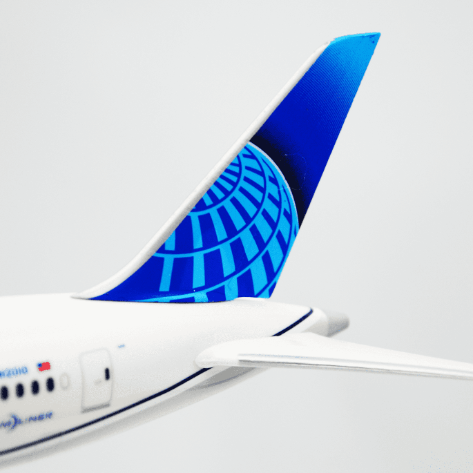 Boeing B787-10 United 1:200 PPC