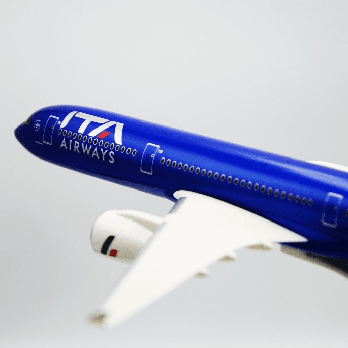 Airbus A350-900 ITA 1:200 Herpa