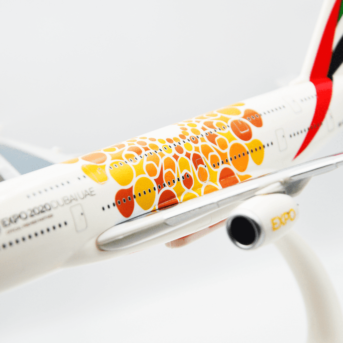 Airbus A380-800 Emirates Orange 1:250 PPC