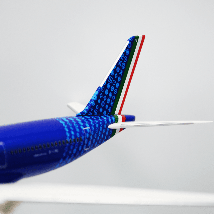 Airbus A350-900 ITA 1:200 Herpa