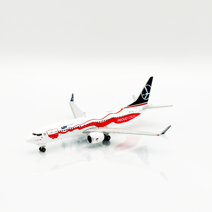 Boeing B737 MAX 8 LOT 1:500 Herpa