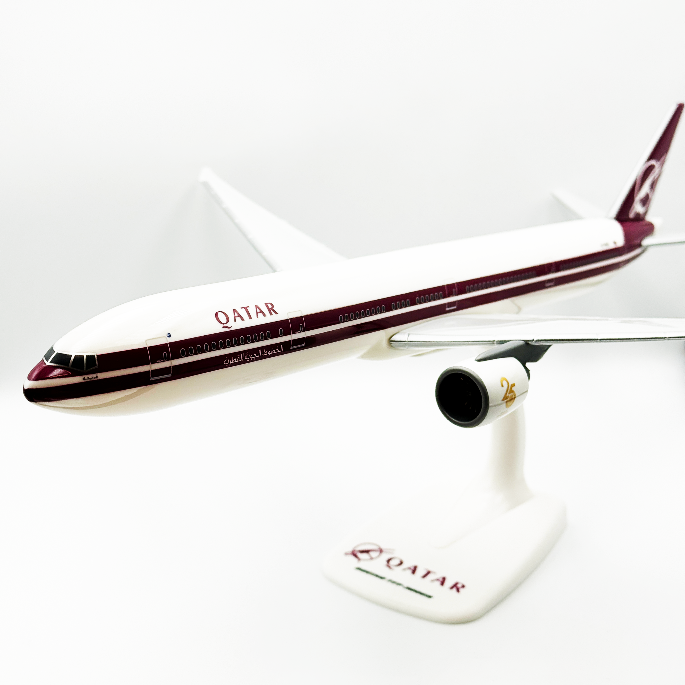 Boeing B777-300ER Qatar retro 1:200 PPC