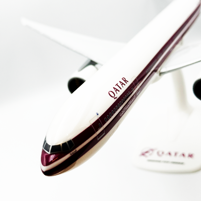 Boeing B777-300ER Qatar retro 1:200 PPC